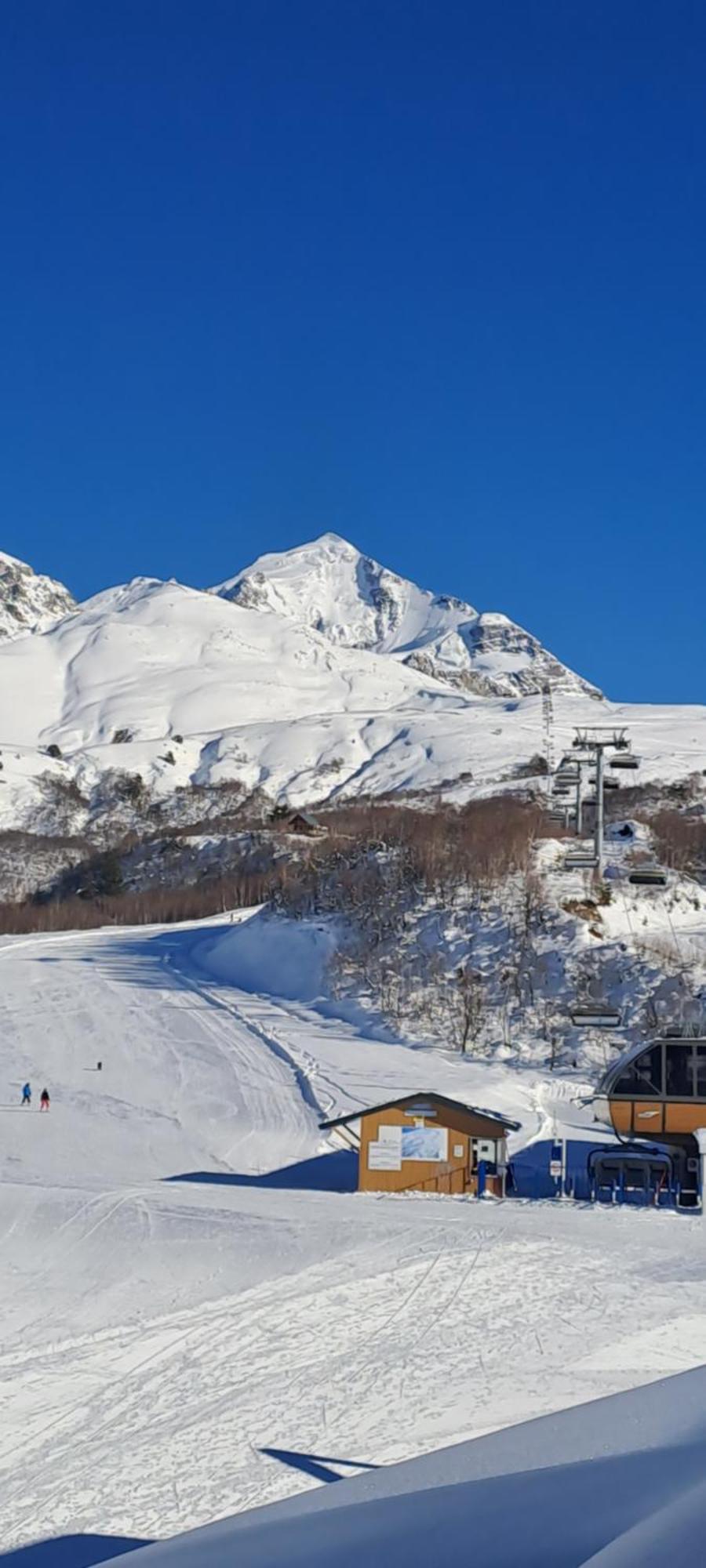 Guesthouse Robi 메스티아 외부 사진